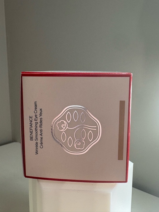 Shiseido Benefiance Wrinkle Smoothing Eye Cream, SEALED BNIB FULL SIZE 15mL - Picture 6 of 9